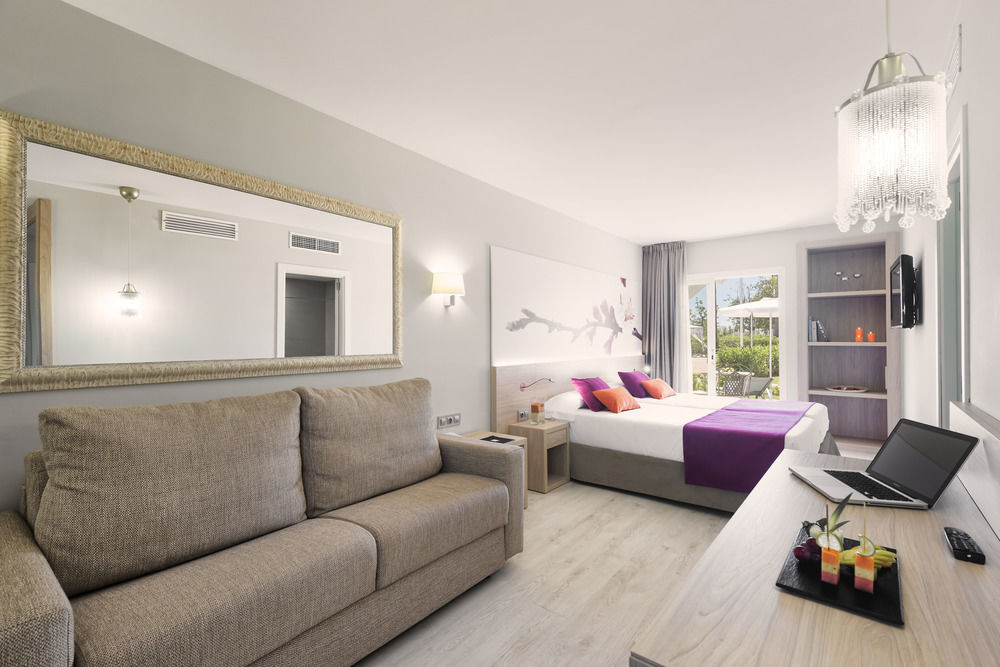 Garden Holiday Village - Adults Only Пуерто де ла Аркудия Екстериор снимка